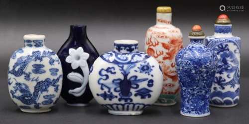 (5) Signed Chinese Snuff Bottles.