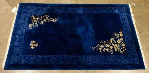 Chinese Art Deco rug, 4' x 8'
