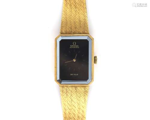 An 18 karat gold Omega De Ville gentlemen`s wristwatch, ca. ...