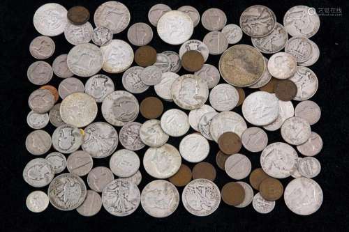 Collection of mostly US silver coins, comprising a 1923 Peac...