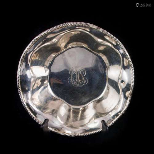 A Roger Williams sterling fruit bowl, retailed by Foster &am...