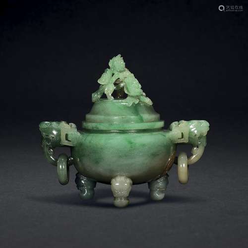 A JADEITE TRIPOD CENSER AND COVER