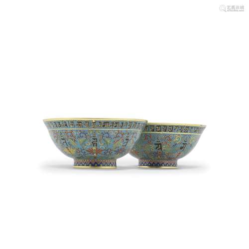 A PAIR OF CLOISONNÉ ENAMEL BOWLS