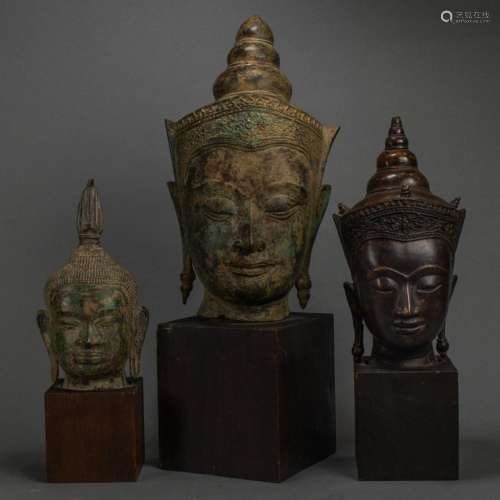 (lot of 3) Southeast Asian bronze heads of Buddha Shakyamuni