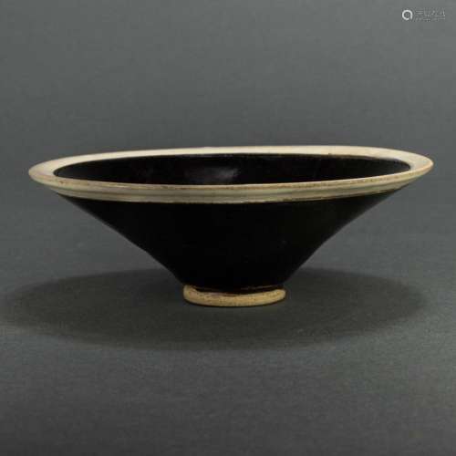 Chinese black glazed white rim conical bowl