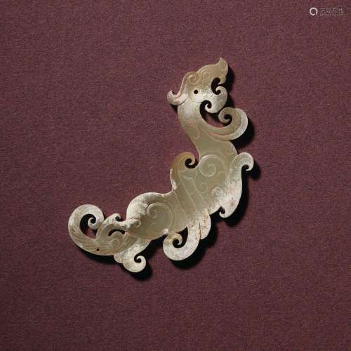 A JADE DRAGON-FORM PENDANTWESTERN HAN DYNASTY (206 BC-AD 8)