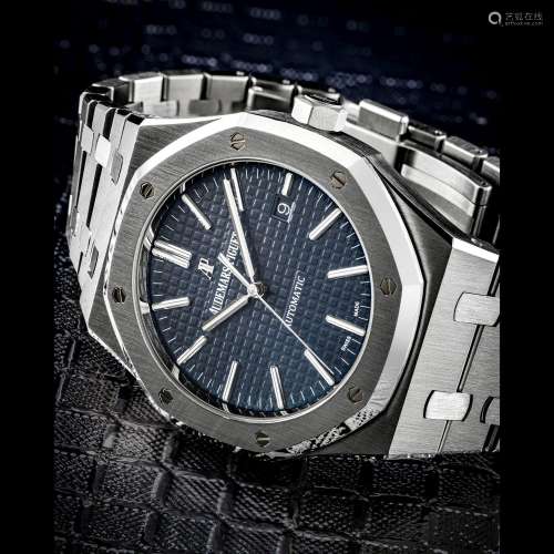 AUDEMARS PIGUET. A STAINLESS STEEL AUTOMATIC WRISTWATCH WITH...