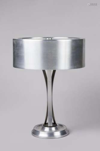 Oscar Torlasco<br />
Lampe de table en métal brossé à abat-j...