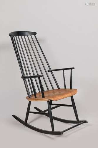 Ilmari Tapiovaara (1914-1999)<br />
Rocking-chair modèle « M...