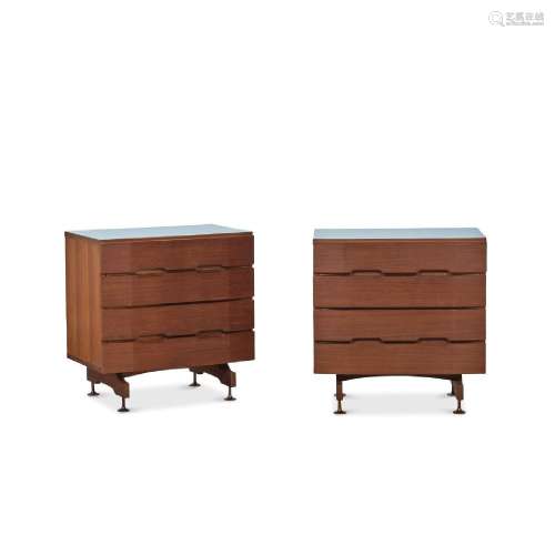 DUE CASSETTIERE - Two chests of drawers