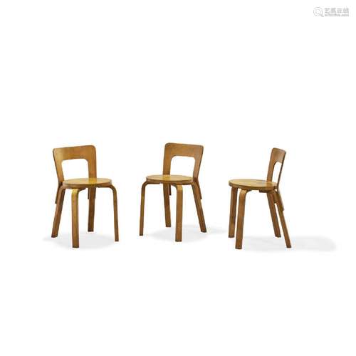 Tre sedie '65' per Artek - Three '65' chairs for Artek