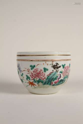 A Chinese pastel floral bowl from the 19th to 20th centuries