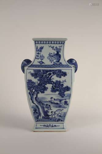 A Chinese 19th-century blue and white amphora