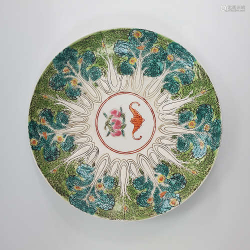 A Chinese pastel flower disc of the 18th-19th century