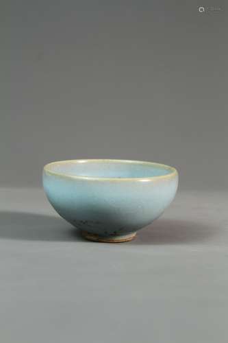 A Chinese 13th-century Junyao tea cup