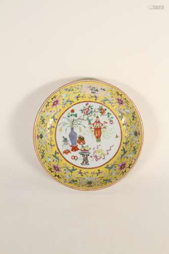 A Chinese 19th-century yellow pastel flower plate