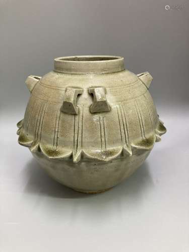 A Chinese 6th-century jar