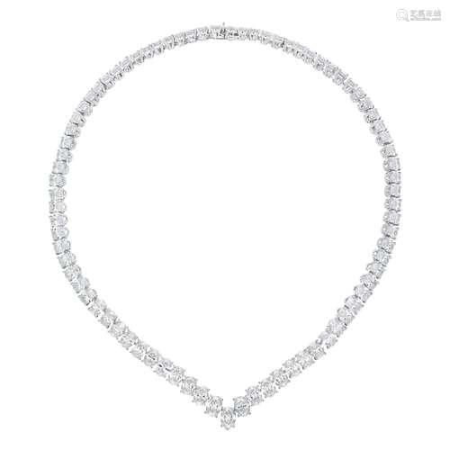 VAN CLEEF & ARPELS DIAMOND NECKLACE