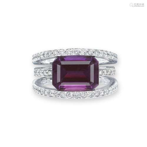 ALEXANDRITE AND DIAMOND RING2000s