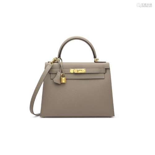 A GRIS ASPHALTE EPSOM LEATHER SELLIER KELLY 28 WITH GOLD HAR...