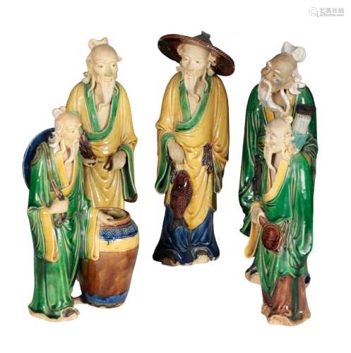 A GROUP OF CHINESE POTTERY SINCAI DECORATED FIGURES