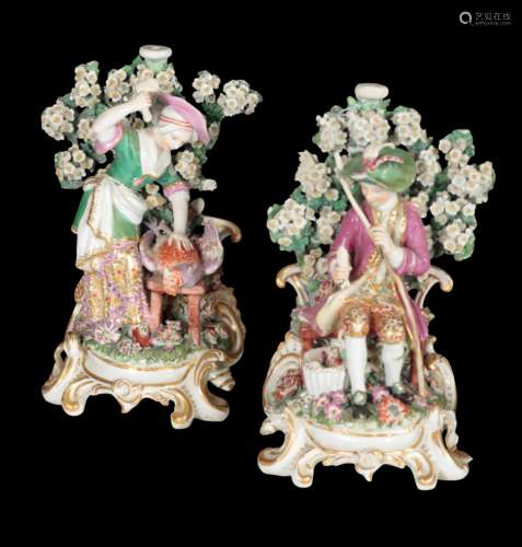 A PAIR OF 18TH CENTURY DUESBURY & CO DERBY PORCELAIN CAN...