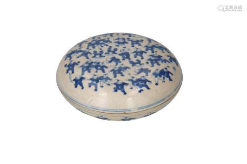 A round blue and white soft paste lidded box