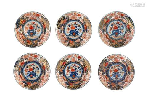 A set of six Imari porcelain dishes