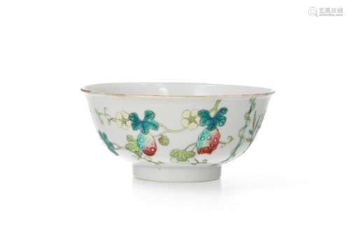 A polychrome porcelain bowl