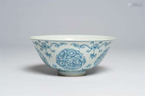 A Chinese blue and white bowl with floral design, Yongzheng ...