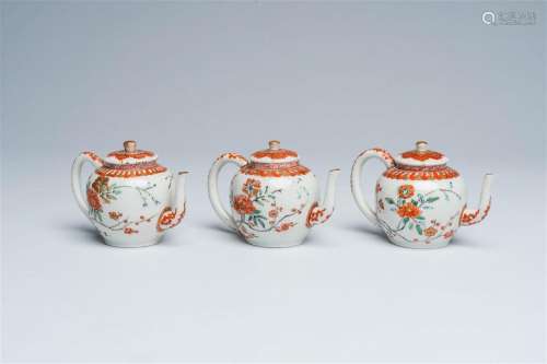 Three Japanese Kakiemon style teapots and covers with floral...