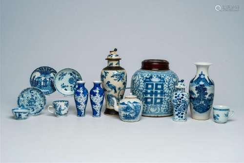 A varied collection of Chinese blue and white porcelain, 18t...