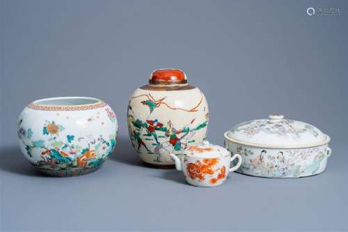 A varied collection of Chinese polychrome porcelain, 19th/20...
