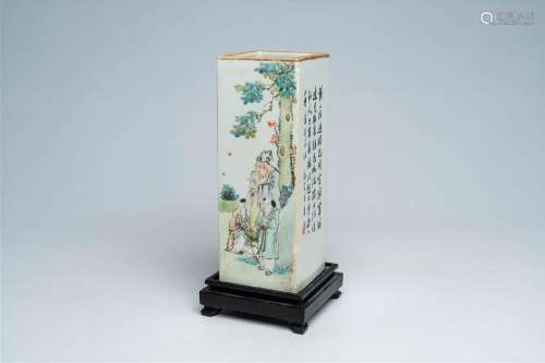 A square Chinese qianjiang cai hat stand with figures in a l...