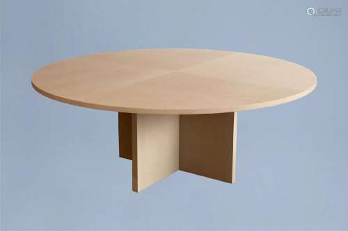 A large round oak design table, Minus, Poperinge, 21st C.