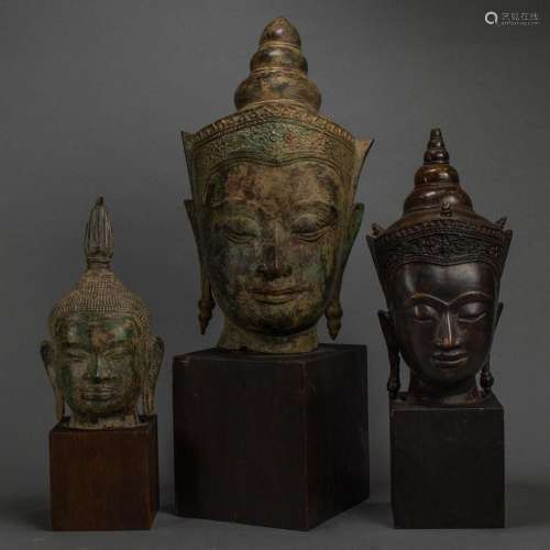 (lot of 3) Southeast Asian bronze heads of Buddha Shakyamuni