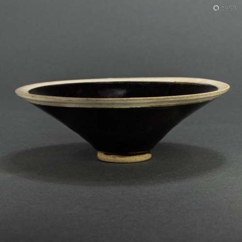 Chinese black glazed white rim conical bowl