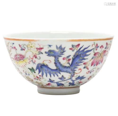 Chinese famille rose 'phoenix' bowl
