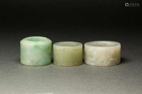 (lot of 3) Chinese jade rings