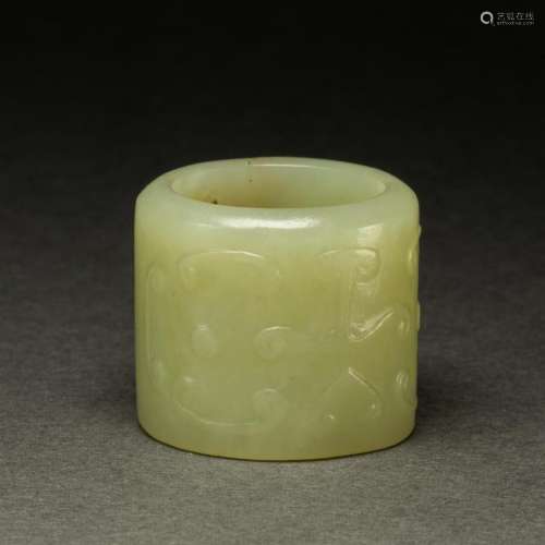 Chinese russet yellow jade archer's ring