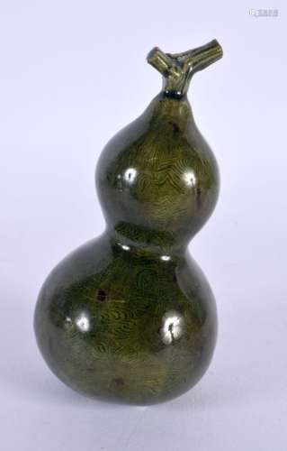 A CHINESE GREEN GLAZED PORCELAIN DOUBLE GOURD SCHOLARS OBJEC...