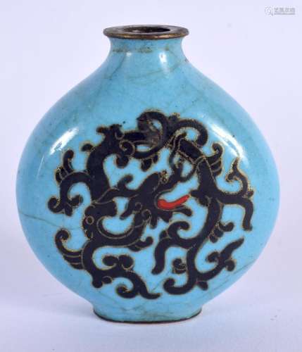 A 19TH CENTURY CHINESE CANTON ENAMEL SNUFF BOTTLE Qing. 5.5 ...