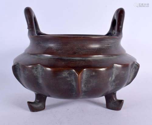 A LARGE CHINESE TWIN HANDLED BRONZE CENSER 20th Century. 22 ...