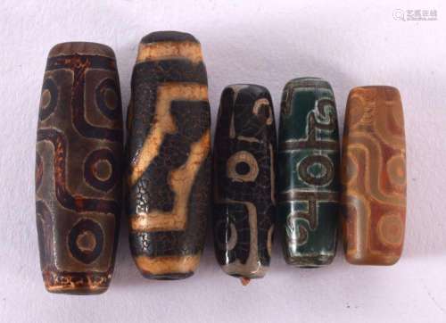 FIVE CHINESE TIBETAN AGATE ZHI BEADS 20th Century. Largest 4...