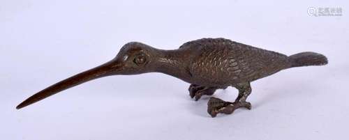 A JAPANESE BRONZE BIRD. 12 cm wide.