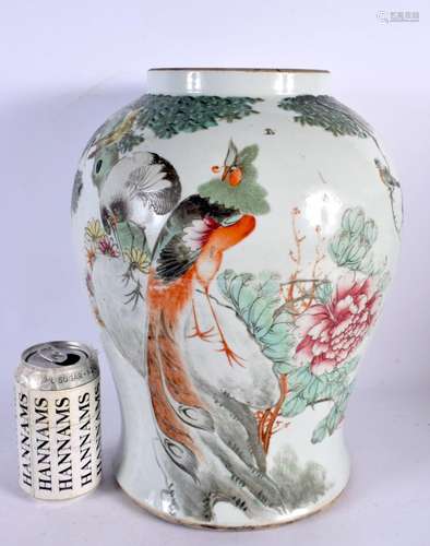 A LARGE EARLY 20TH CENTURY CHINESE FAMILLE ROSE BALUSTER VAS...