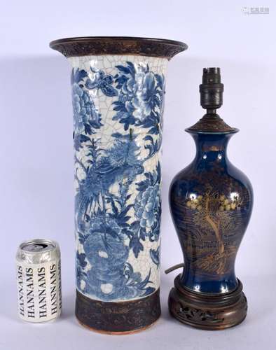 A LARGE 19TH CENTURY CHINESE CRACKLED GLAZED BLUE AND WHITE ...