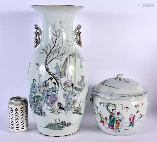 A LARGE CHINESE REPUBLICAN PERIOD TWIN HANDLED PORCELAIN VAS...