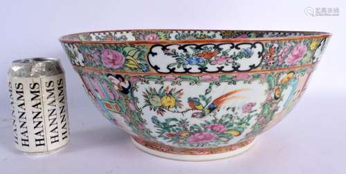 A LARGE 19TH CENTURY CHINESE CANTON FAMILLE ROSE PORCELAIN B...