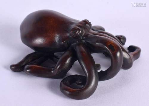 A LOVELY JAPANESE TAISHO PERIOD CARVED BOXWOOD OCTOPUS OKIMO...